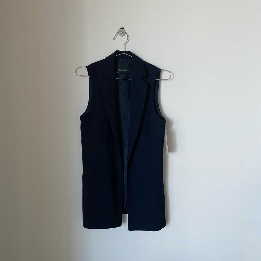 Repost. Zara vest in navy